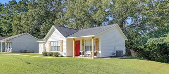 Home 2 Mi to Dtwn Prattville, 10 Mi to Maxwell AFB