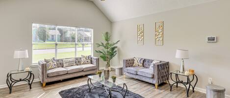 Casa (3 Bedrooms) | Vista frontal de la propiedad