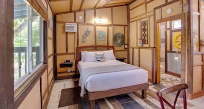 'aston Harbor' Cabin, Walk to Lake Lafayette