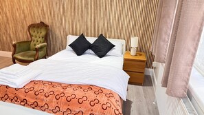 1 bedroom, iron/ironing board, WiFi