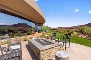 Terrace/patio - Escape to Entrada: Near Tuacahn Atmosphere (St. George)