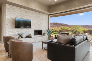 TV, fireplace, DVD player