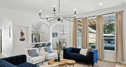 5-BD/2-BA Upscale Elegance | Pool, Hot Tub, BBQ