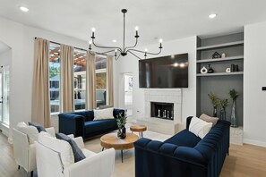 Televisión, oficina