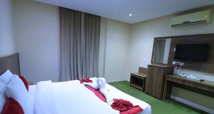 Golden International Hotel