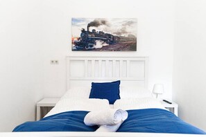 1 bedroom, WiFi, bed sheets