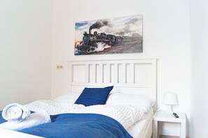 1 室のベッドルーム、WiFi、ベッドシーツ