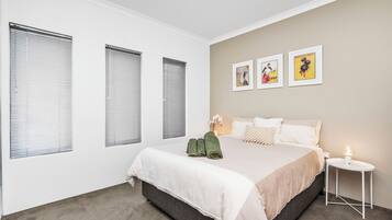 2 chambres, bureau, fer et planche Ă repasser, Wi-Fi gratuit