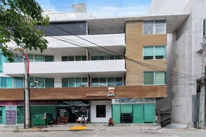Exterior - Modern 2BR Condo at The Building Loft - Pool (Playa del Carmen)