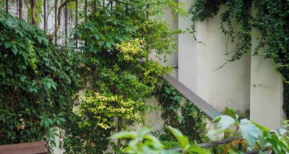 Hotel 16 & Apartments Prague City Living