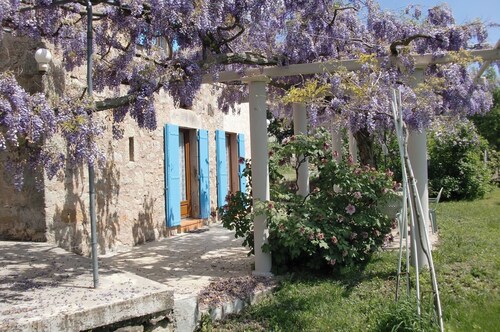 Chassiers, Ardèche méridionale, appart 30m², pour 4 pers max et piscine partagée
