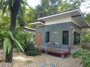 標準客房, 1 張特大雙人床, 非吸煙房 | 床單