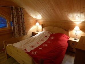 3 bedrooms, iron/ironing board, internet