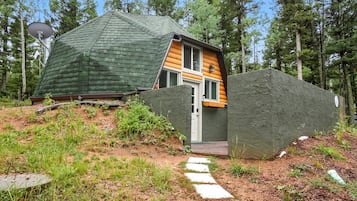 Cabin, 2 Bedrooms | Exterior