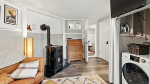Cabin, 2 Bedrooms | Interior