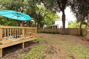 House, 3 Bedrooms | Property grounds