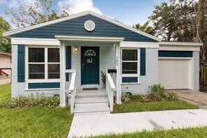 House, 3 Bedrooms | Exterior