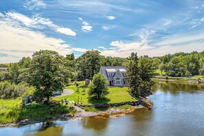 Exterior - Creek House - Large oceanfront Home minutes from Lunenburg & Mahone Bay. (Lunenburg)