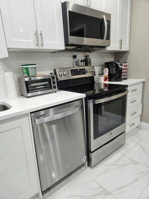 Microwave, oven, stovetop, dishwasher