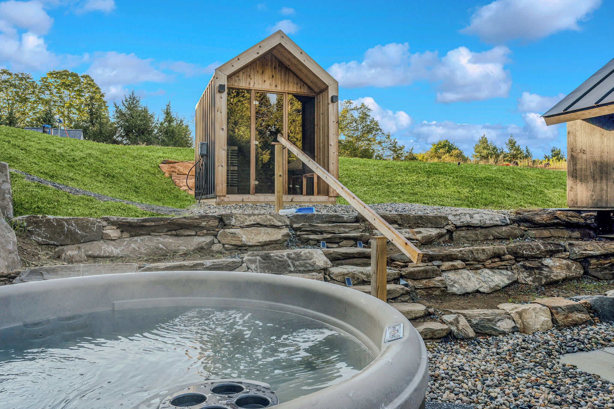 Bain à remous extérieur