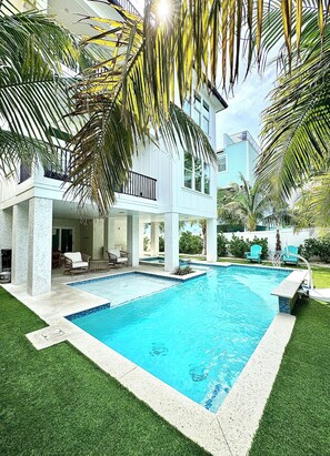 Piscina externa, piscina aquecida