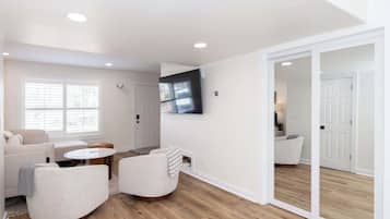 Televisie en een kantoor