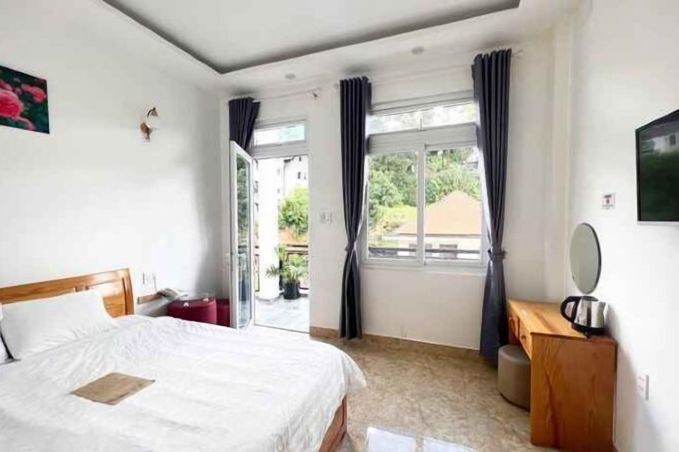 Schreibtisch, kostenloses WLAN