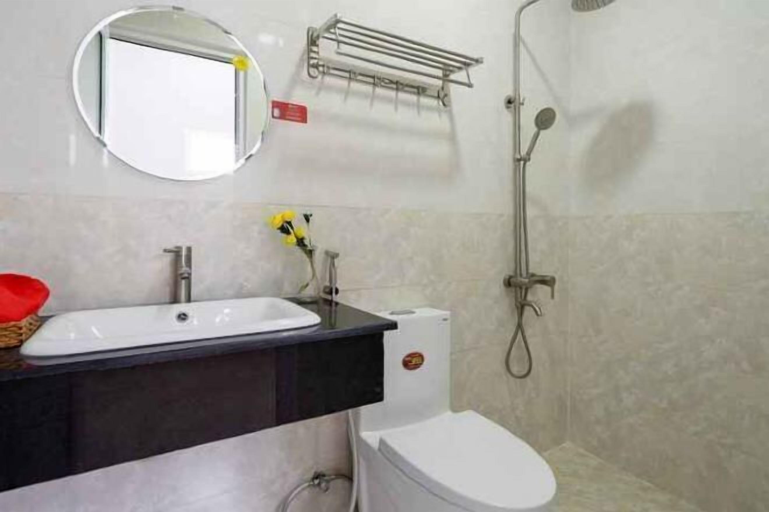 Bad | Hårføner, håndklær, såpe og toalettpapir