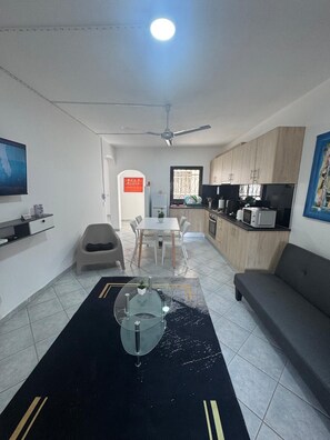 Smart TV - Refugio Hachi (8 people) (Santa Maria)