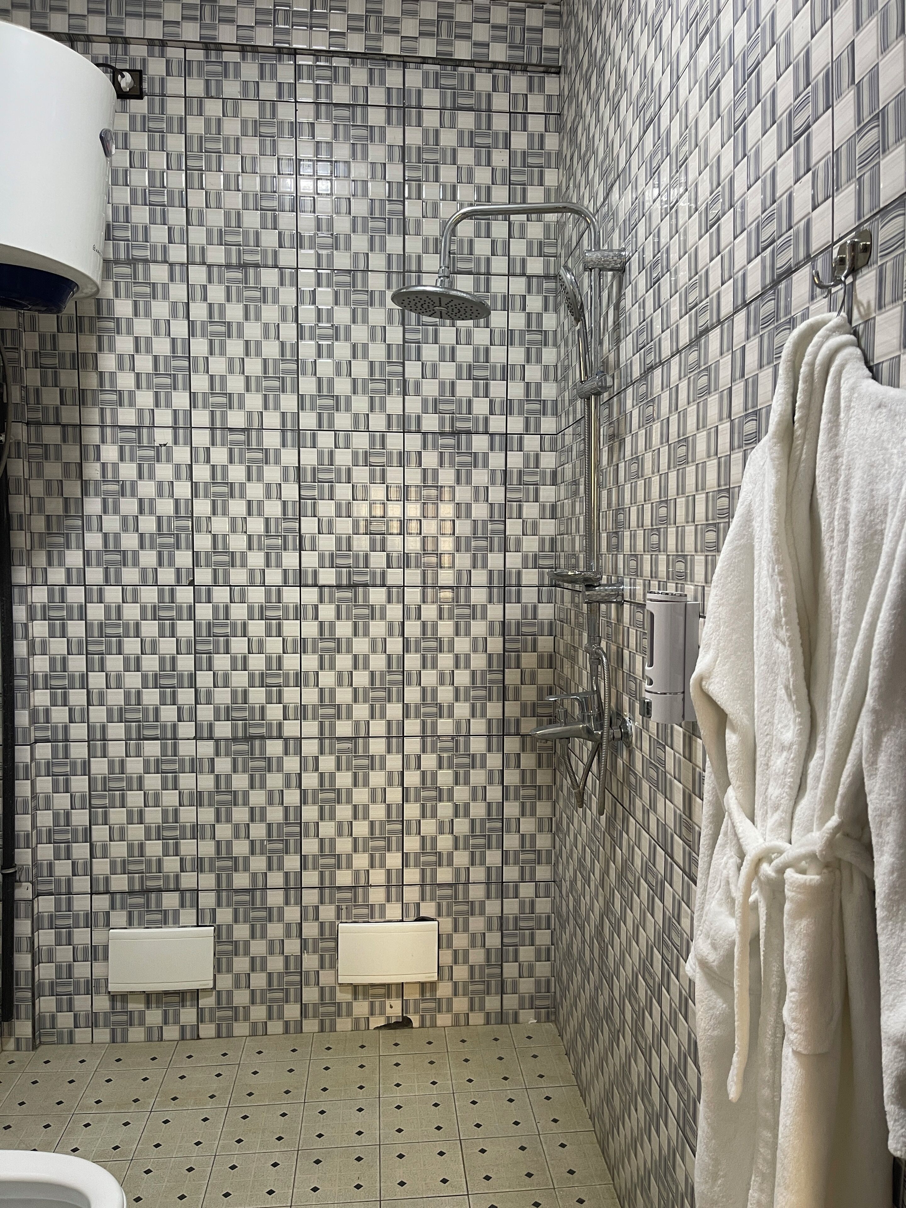 Senior-Suite, Stadtblick | Badezimmer