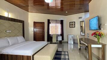 أغطية فراش متميزة وأسرّة بإسفنج يتكيف مع شكل الجسم