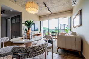 公寓 | 2 間臥室、網路服務