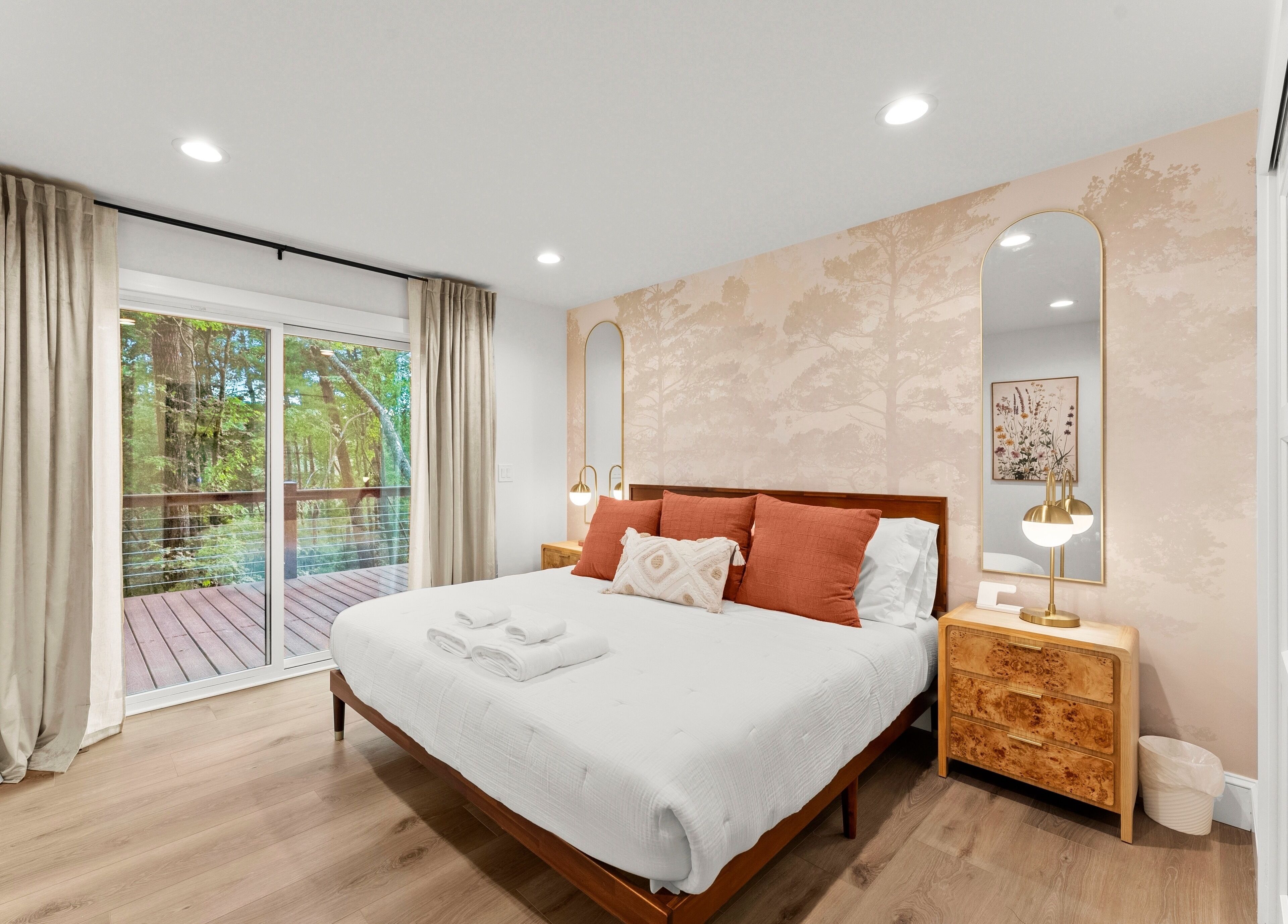 2 多间卧室、办公桌、熨斗/熨衣板、免费 WiFi