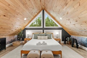 2 chambres, bureau, fer et planche à repasser, accès au Wi-Fi (inclus)