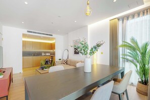 TV, offices