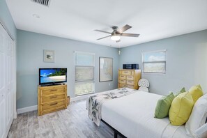 2 bedrooms, iron/ironing board, free WiFi