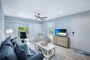 Smart TV - Seashells #29-Sanibel Condo with Private Beach Access! (Sanibel Island)