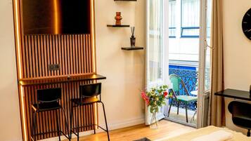 1 bedroom, WiFi, bed sheets