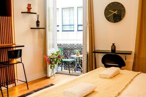 1 室のベッドルーム、WiFi、ベッドシーツ