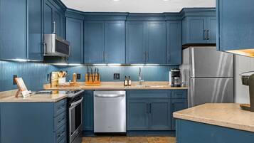 Fridge, microwave, oven, dishwasher