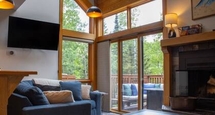 Shared Summit at Lutsen Mtn w/ Pool & Hot Tub