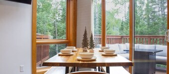 Resort Hot Tub Pool Gym Ski-in out Fire Pits