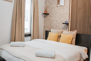 1 bedroom, WiFi, bed sheets