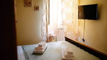 2 chambres, fer et planche Ă repasser, Wi-Fi, draps fournis