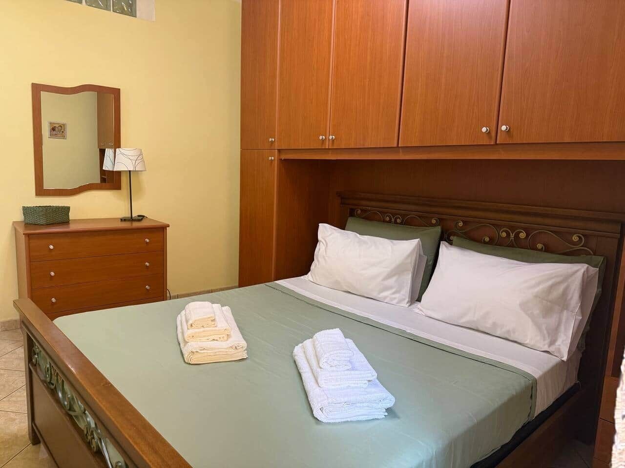 2 Schlafzimmer, Bügeleisen/Bügelbrett, WLAN, Bettwäsche