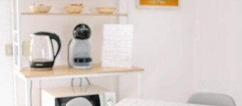 Casa Sole - townhouse by the sea, WiFi, Netflix, A/C