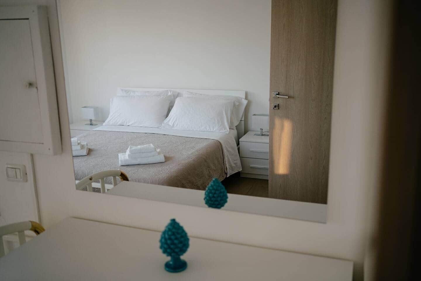 2 多间卧室、熨斗/熨衣板、WiFi、床单