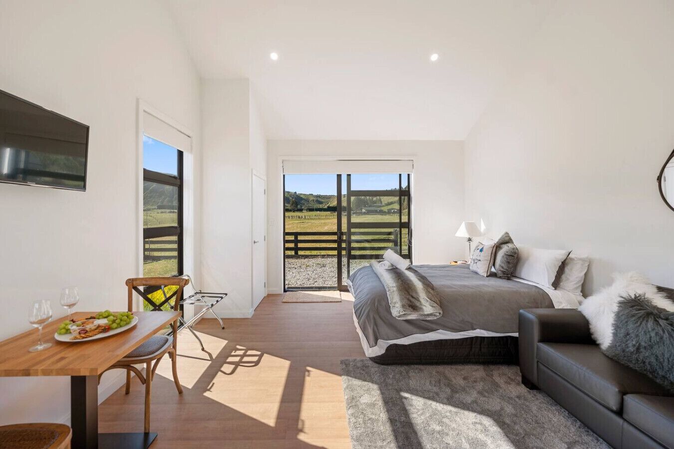 3 slaapkamers, een bureau, wifi, beddengoed