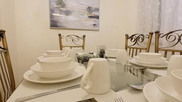 House, 3 Bedrooms, Garden View | Dining room
