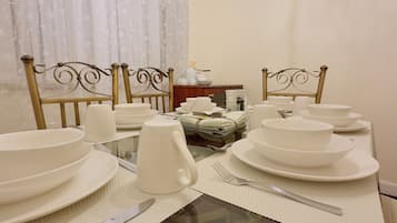 House, 3 Bedrooms, Garden View | Dining room